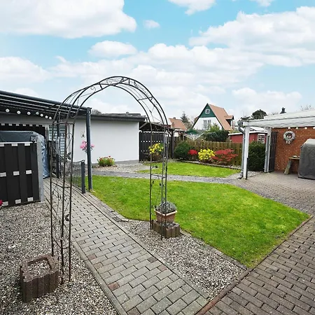 Arche Noah - Haus Am Koog